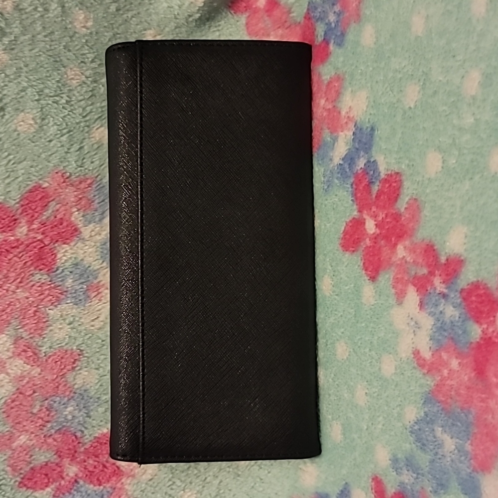 Black Clutch / Wallet - Picture 2 of 14